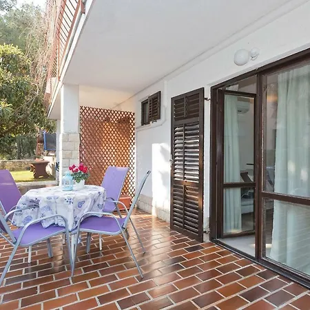 Quiet And Cosy Apt @ Apartamento