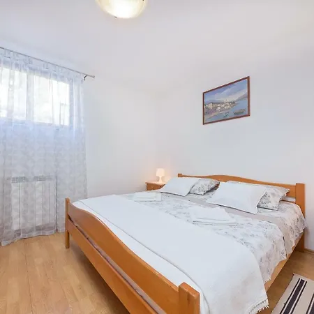 Quiet And Cosy Apt @ Poreč